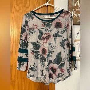 Maurice’s Green Floral Sweater - Women’s Size Medium